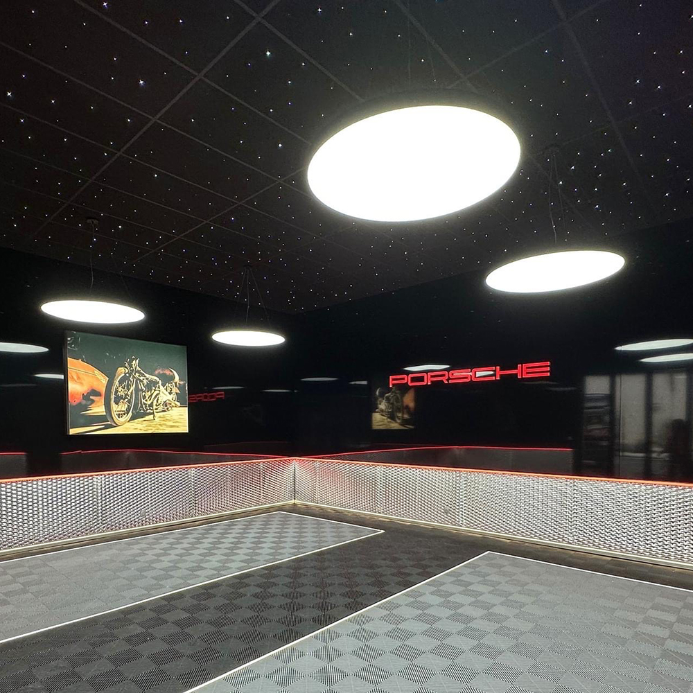 round panel light application