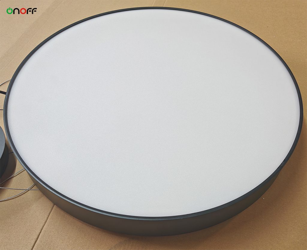 round panel light photo